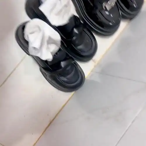 下班啦,一条有味道的视频卖鞋子我是认真的