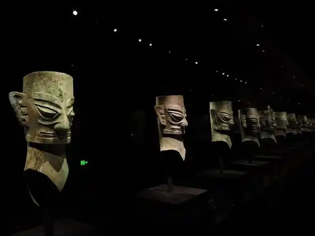 沉睡三千年,一醒惊天下,二十世纪最伟大的考古发现:三星堆遗址|青铜|