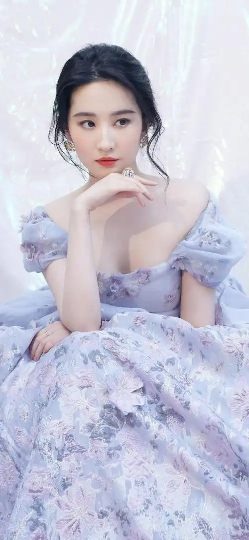刘亦菲仙气性感高清手机壁纸