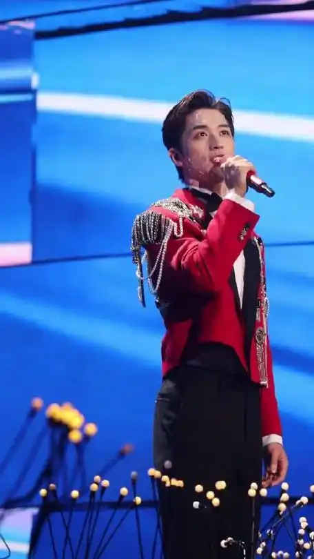 第30届大学生电影节青春之夜##许魏洲大影节唱中国乒乓主题曲