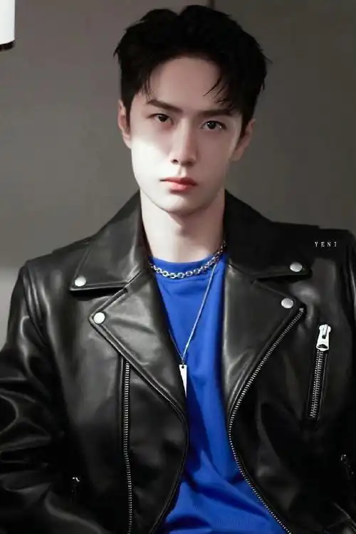 王一博皮衣潮男