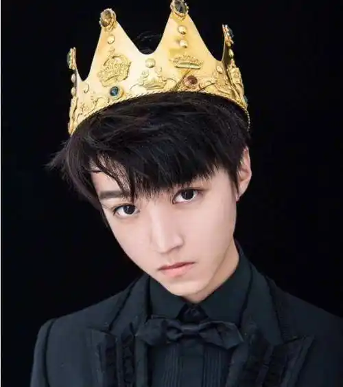 王俊凯20岁生日快乐!