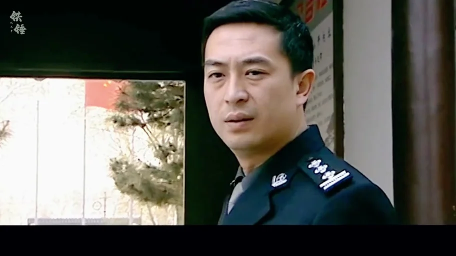 故意散播调离假消息,可把郝主任牛明乐坏了#张嘉译 #使命 #影视解说