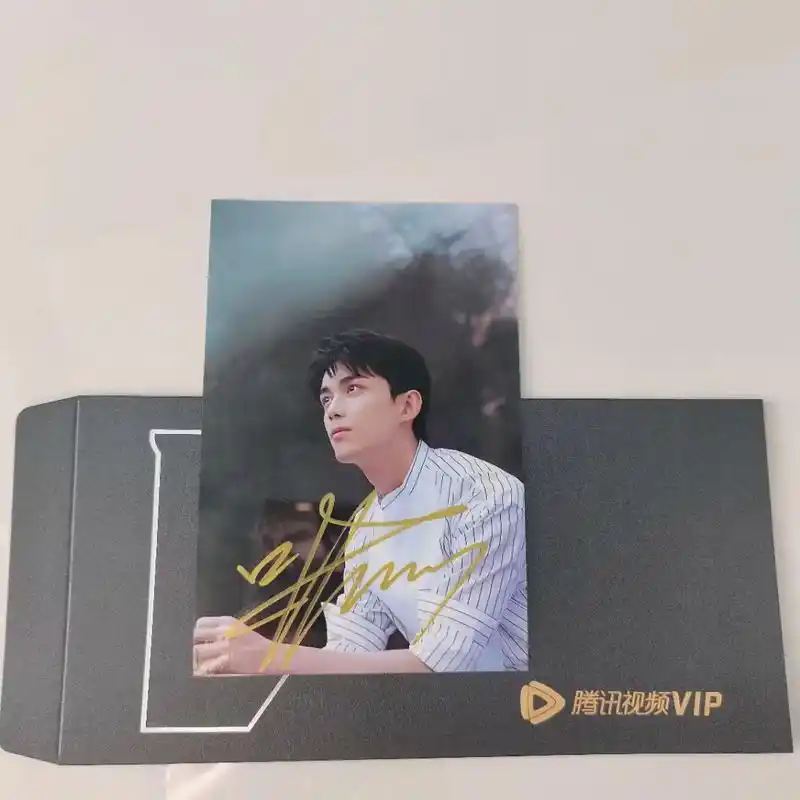 出吴磊签名腾讯大楼北京直发带信封#亲笔签名 #亲签 #吴磊 - 抖音