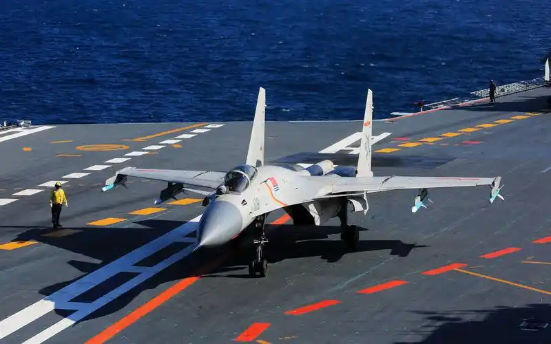 《军事科普第八期》歼-15 飞鲨 战斗机_哔哩哔哩 (゜-゜)つロ 干杯~-b