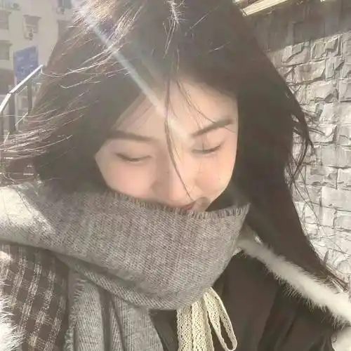 y高级感女生头像