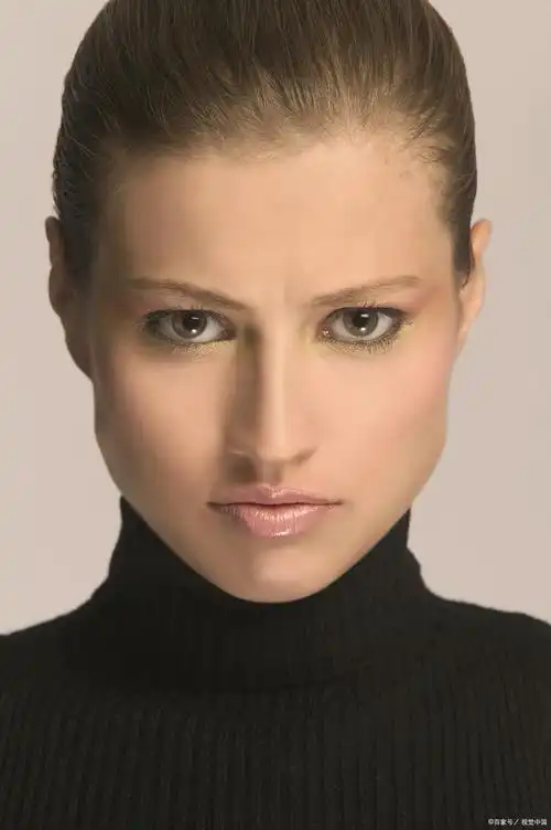 欧美证件照妆容画法