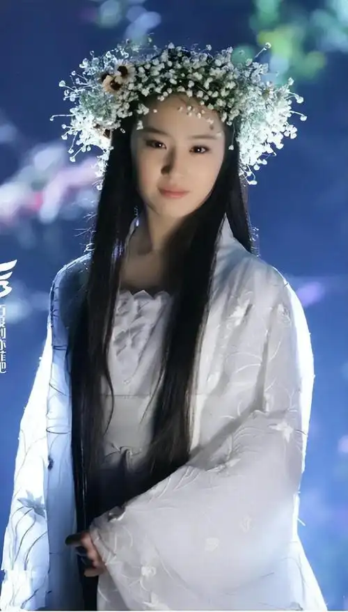 甚至是《神雕侠侣》中的小龙女;还是《仙剑奇侠传》中的赵灵儿;此后