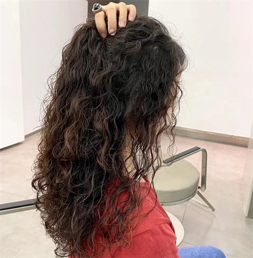 慵懒轻盈麦穗卷 韩式女生流行卷发_女生卷发 - 美发站