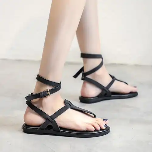 低跟夹脚凉鞋女2020夏百搭平底丁字扣系带学生鞋防滑夹趾沙滩凉鞋