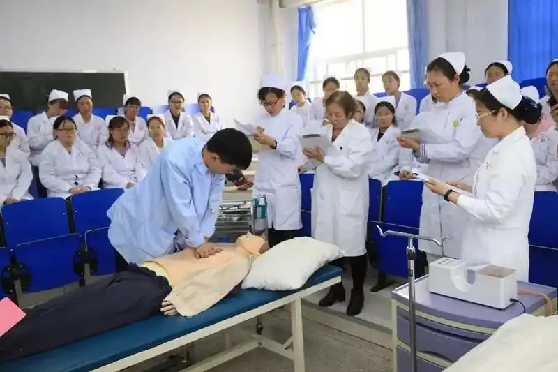 我院举办第五届护理专业学生护理技能大赛_运城护理职业学院
