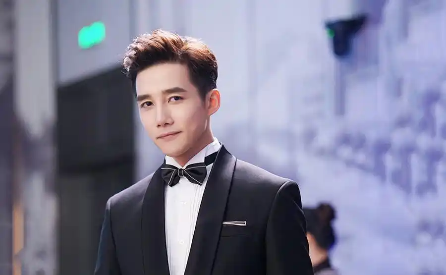 不过作为柠萌影业的"御用演员",章涛还参演过不少柠萌的好剧,比如大爆