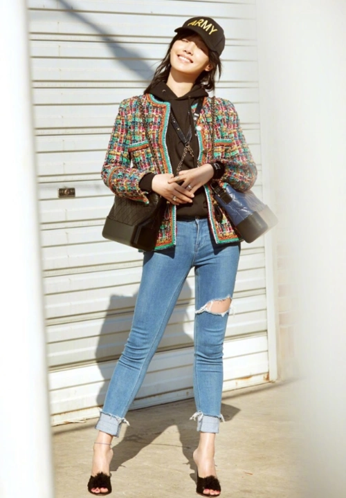 白百何身高171cm,身材不是那种瘦弱型的,很匀称,演技也很真实,不会让