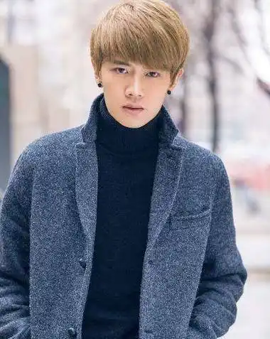 任嘉伦:非科班出身 中二画风 英年早婚 为何能俘获剧迷的心?