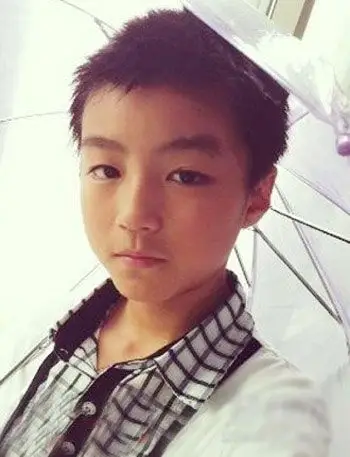 图王俊凯整容前后照片曝光揭秘王俊凯演艺生涯