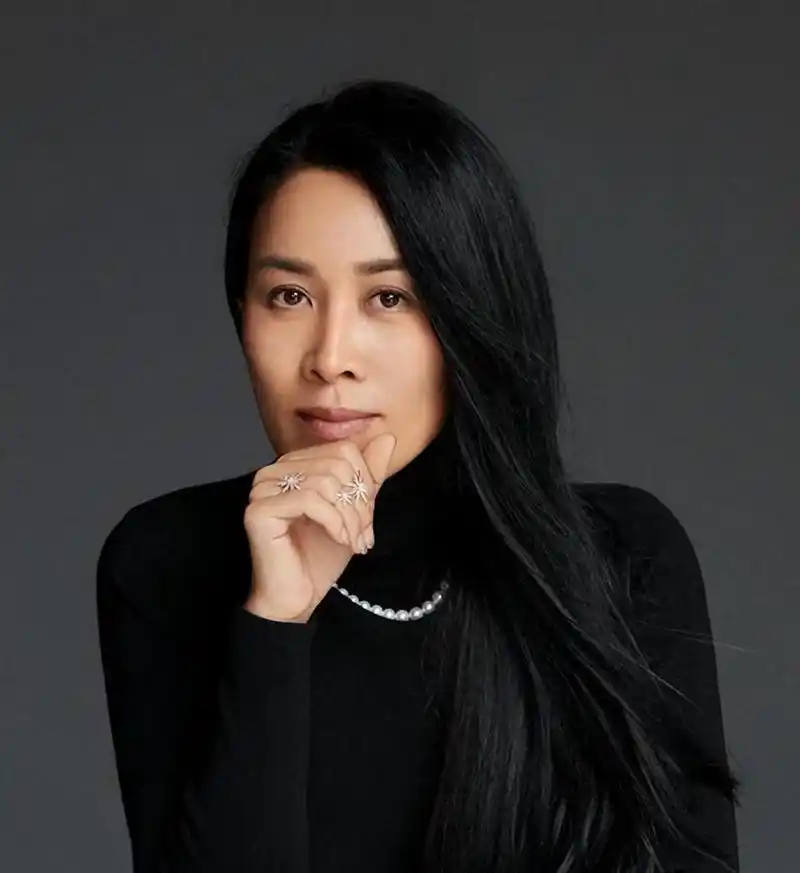 孟桐为那英提供了安全温馨的家,对继子视如己出,那英目前生活幸福.