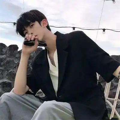 qq男生头像超拽霸气社会哥一看就比较牛的qq头像男生帅气超拽冷酷黑白