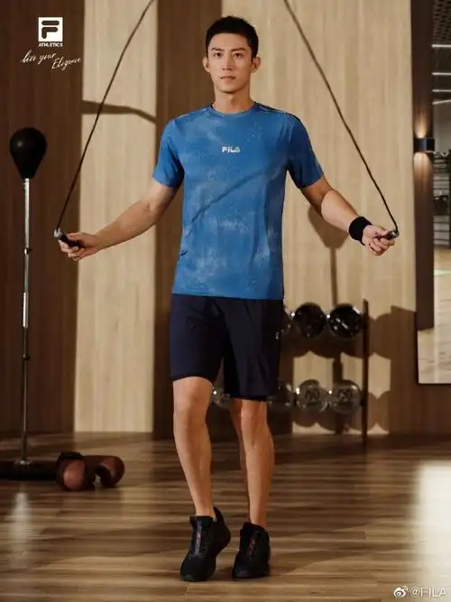 fila时尚运动代言人黄景瑜##fila athletics##fila健身旅修##fila
