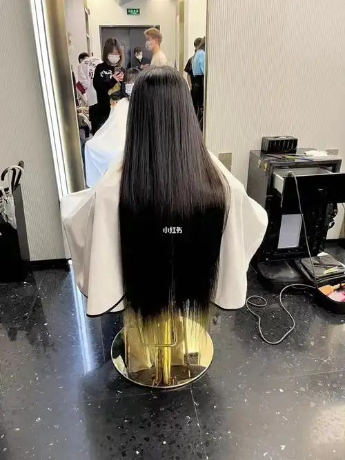 圣诞节去剪头发啦