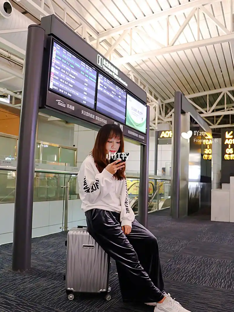 偷偷的告诉你旅途前在机场7615怎么拍照才能引起男神关注71