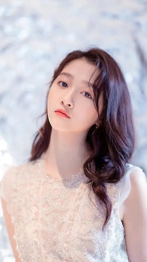 关晓彤仙气十足写真手机壁纸