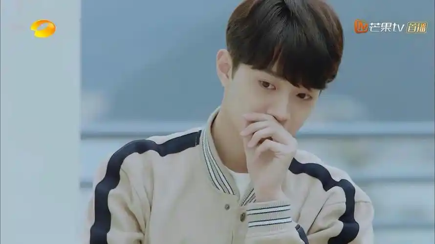 (原创)初恋那件小事:梁又年视角—为什么会喜欢上夏淼淼(6)