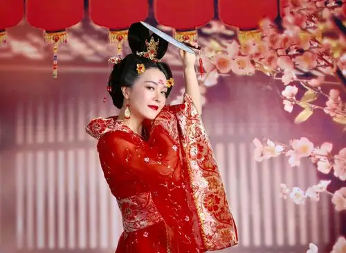 古装贵妃造型拍摄 模特/彭利军 摄影/十二期全体学员 化妆/朱老师