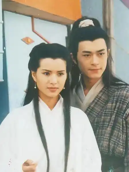 1月14日,95版《神雕侠侣》制作特辑在某社交平台发布,古天乐与李若彤