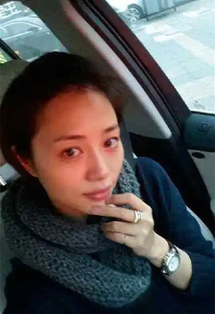 她是马伊琍"亲妹",与王凯结婚后生子,今坐豪车出行生活美满!
