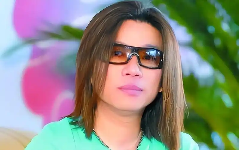 回顾歌手郭峰无儿无女便已白头60岁婚姻成困扰没成家就老了