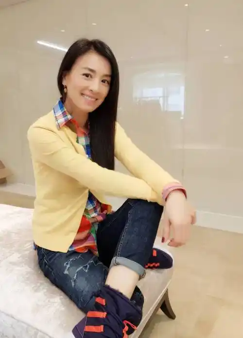 根据业内人士透漏,早在2018年张庭夫妇的身价就已经突破了300亿,然而