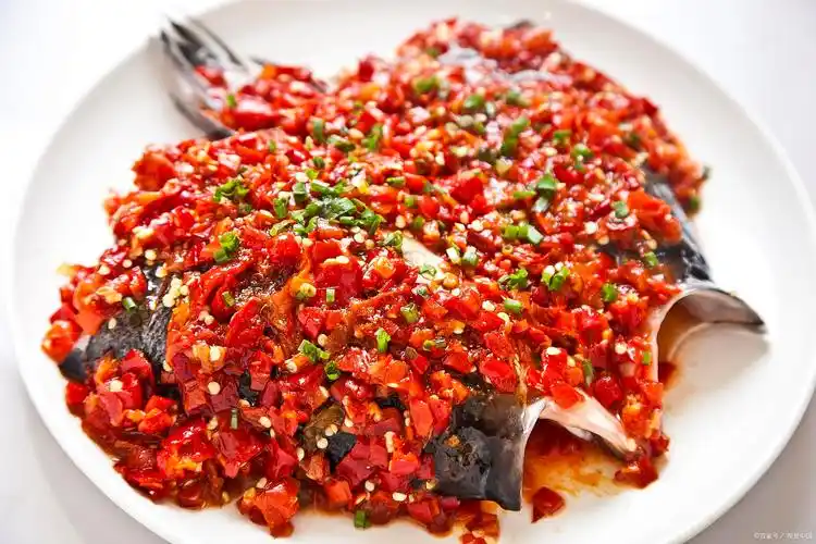 十大湘菜排行榜(10道经典湘菜,本地人超爱吃)-风水人