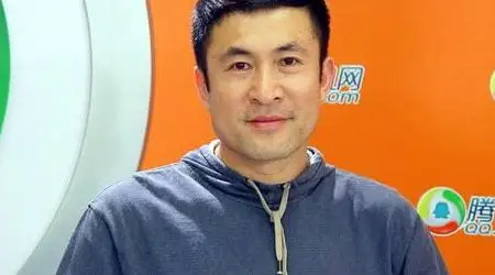 肖荣生,中国内地男演员,早期有《危情杜鹃》,《渴望激情》,《保卫爱情