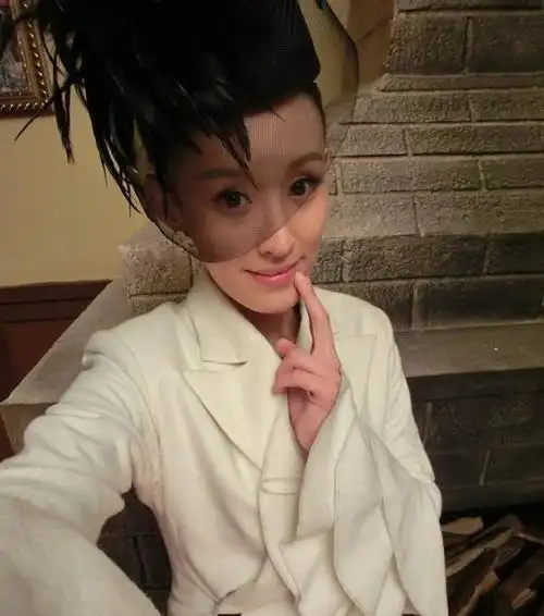 p data-id="goctlomxc3">李程(原名李珵),中国内地女演员, a target=