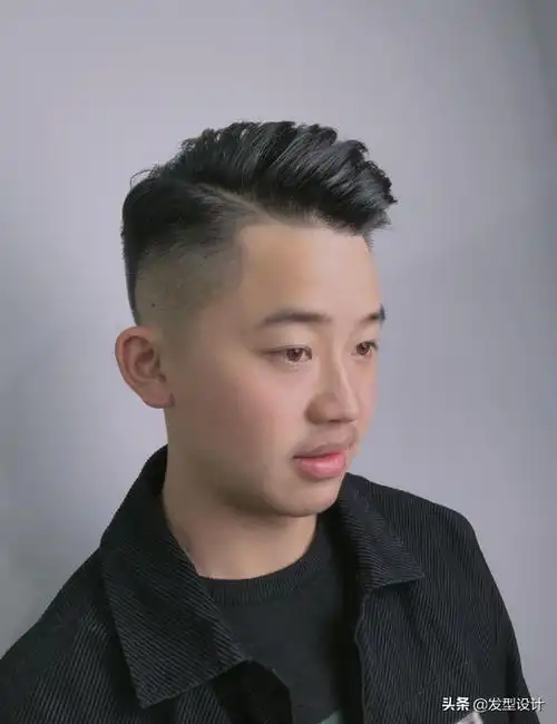 男生短发发型图片及名称 帅气,今年流行帅气男士短发发型30款!