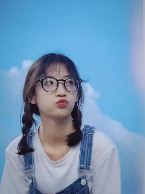 高度近视戴眼镜也能拍出好看照片辣