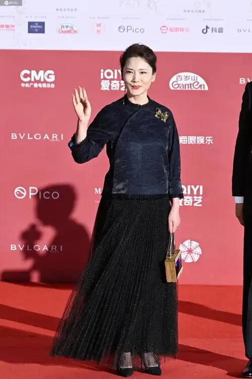 北影节红毯秦海璐优雅何赛飞风韵刘晓庆转圈张一山吐心声