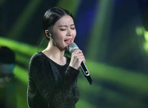 杜华邀请谭维维打歌# 这也许就是来自老板. 来自娱圈蜀黍 - 微博