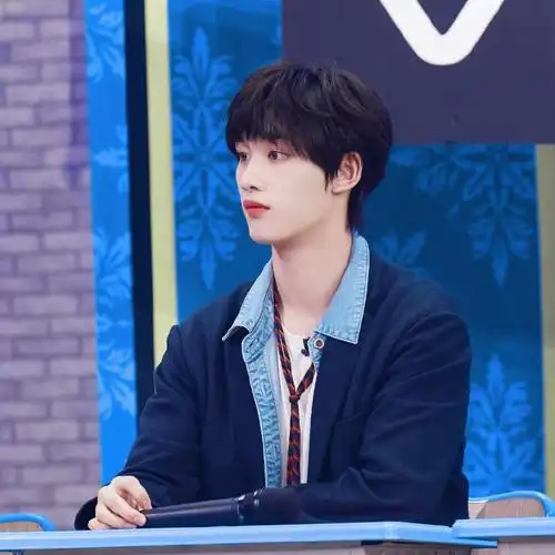 丁程鑫超头像⑥快本小丁超好看