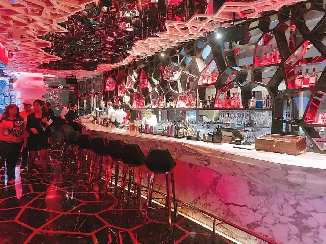 酒友必备 | 全香港最火的酒吧list都在这里啦!