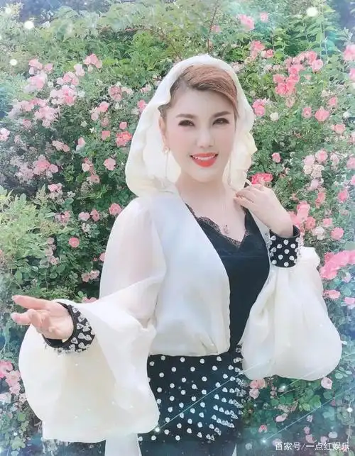 乌兰图雅又一波美图来袭,赶快收藏!