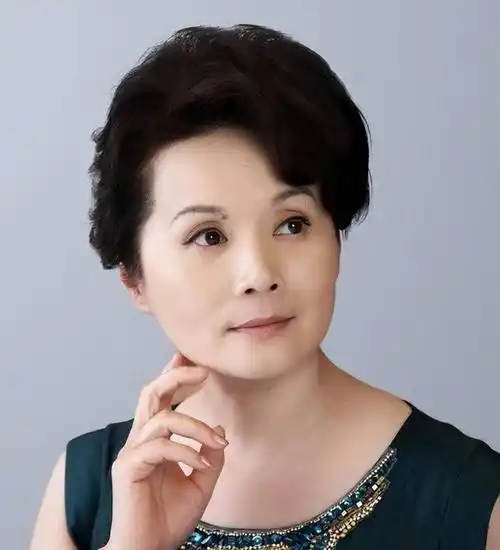 原创这5位妈妈专业户将贵妇气质发挥得淋漓尽致难演穷人