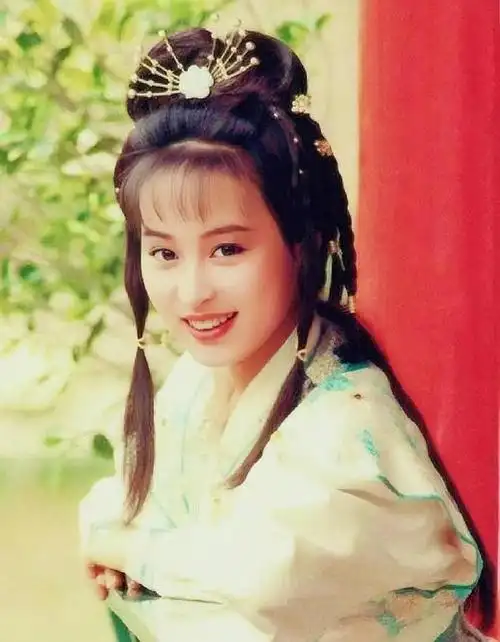 黎美娴"古装皇后"太美了,可见当年是何等的绝色