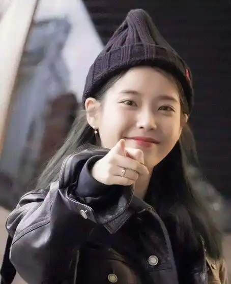 38岁韩艺瑟,39岁金泰熙都美成少女,2020年美丽从新出发!