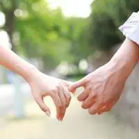 陪你牵手度过,情侣头像图片-回车桌面