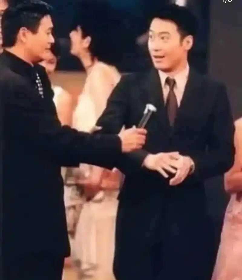 四大天王里,只黎明身高超过了175cm,算高的.