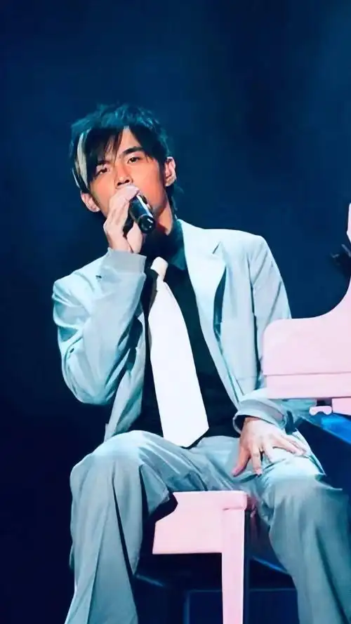 珍贵照片周杰伦珍贵照片合集别错过