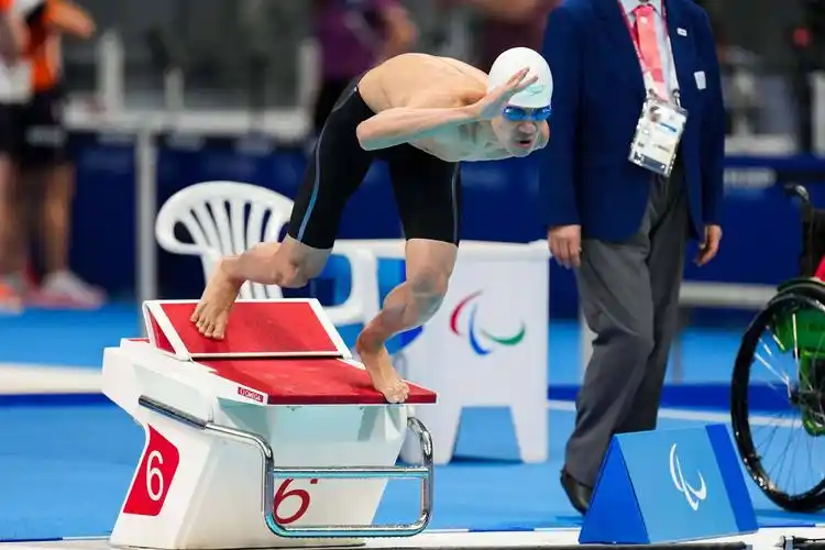 游泳——徐海蛟获男子400米自由泳s8级第四名