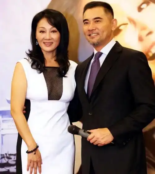 王姬有几任丈夫都是谁(演员王姬的丈夫高峰简历)