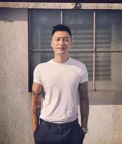 学余文乐留这10款发型,颜值瞬间up起来!